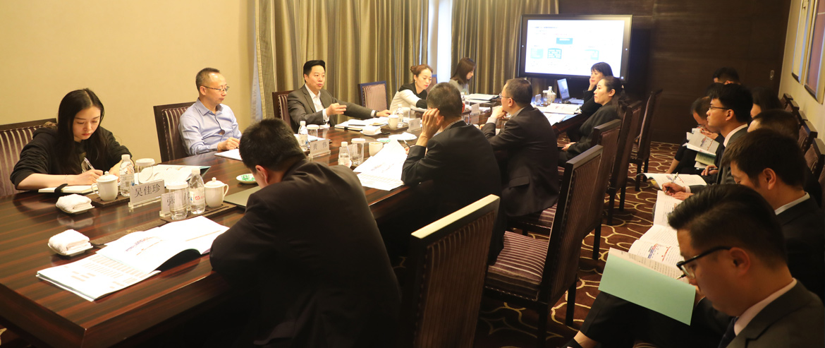 集团向导调研指导新利体育立异公司事情