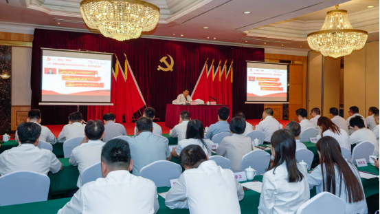 新利体育集团任丁书记带动教学“不忘初心、切记使命”主题教育专题党课 - 新利体育