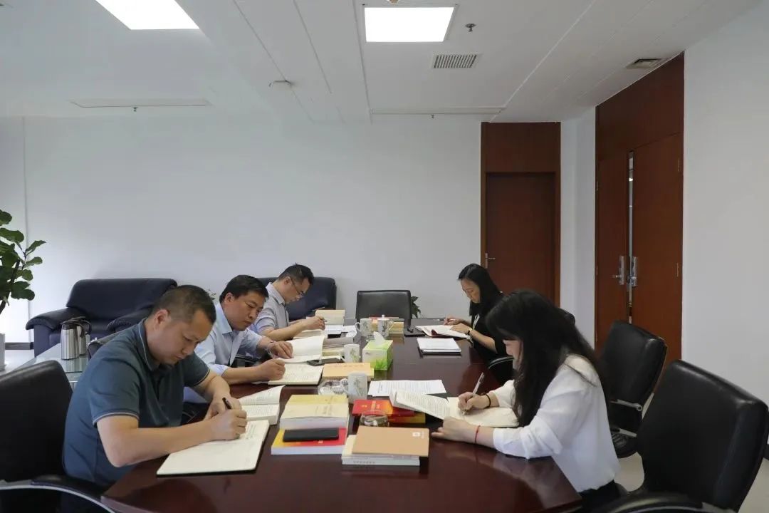 省新利体育集团党委学习贯彻习近平新时代中国特色社会主义头脑主题教育念书班开班 - 新利体育