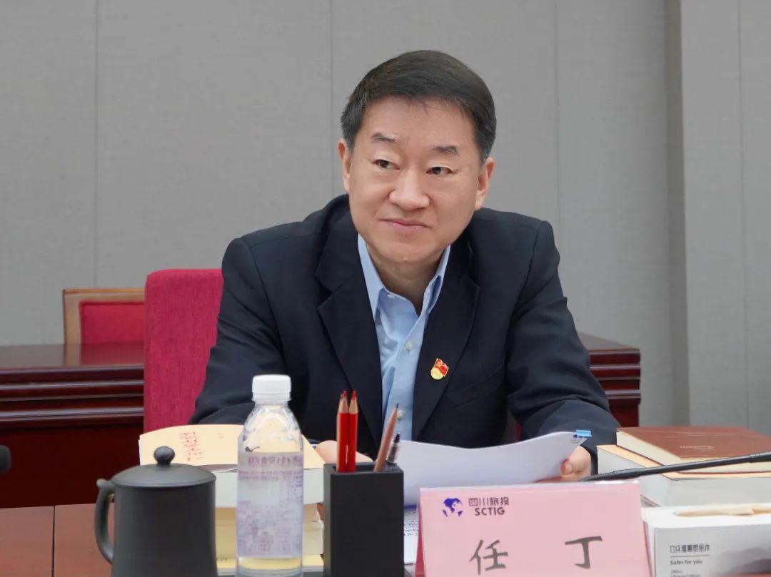 省新利体育集团举行学习贯彻习近平新时代中国特色社会主义头脑主题教育念书班钻研交流会 - 新利体育