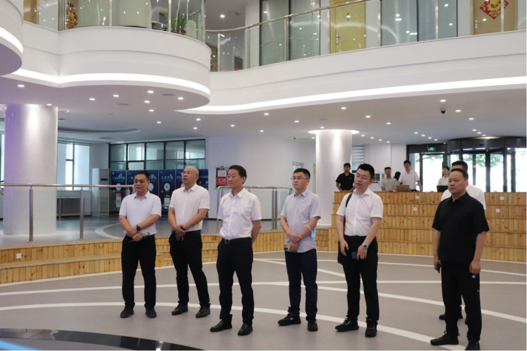 省新利体育集团：“四个导向” 推动视察研究提质增效