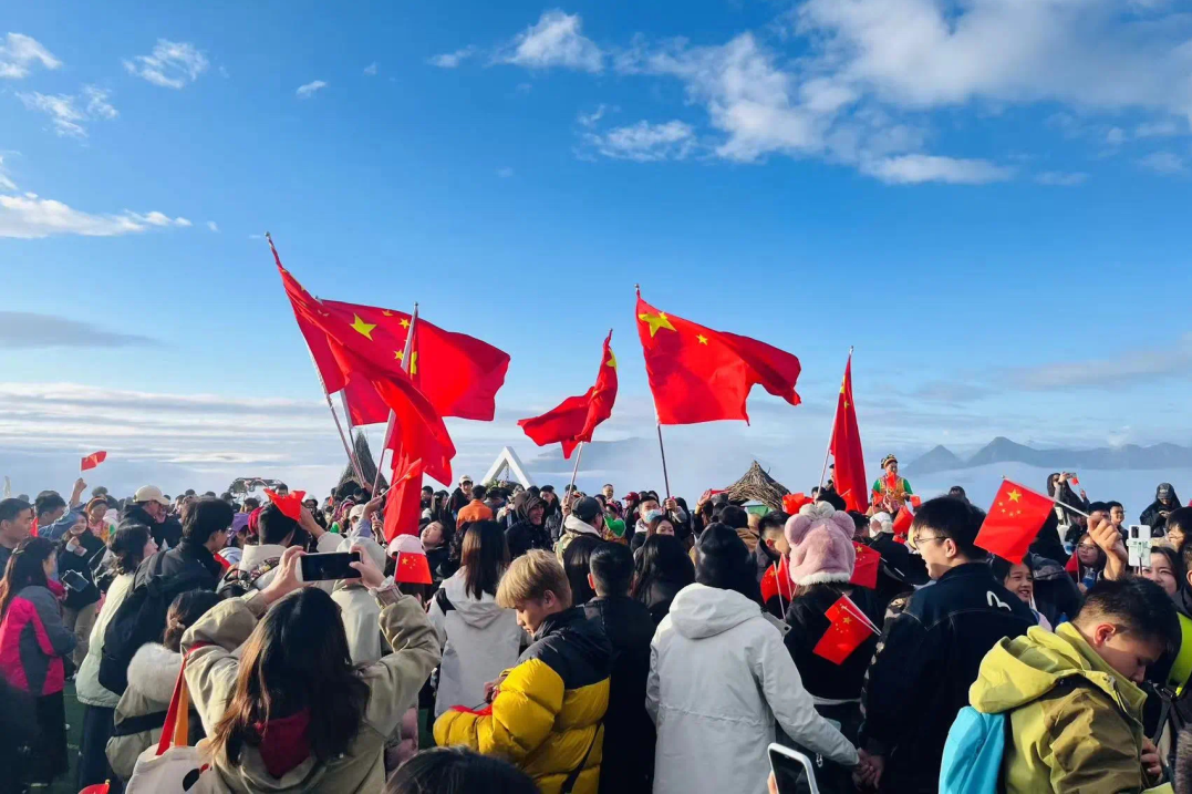 万千气象，，，精彩纷呈！省新利体育集团中秋国庆假期游客接待量立异高！ - 新利体育