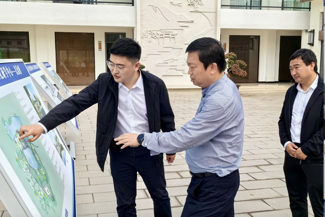 省新利体育集团向导赴南充市邓家沟村调研墟落振兴事情 - 新利体育