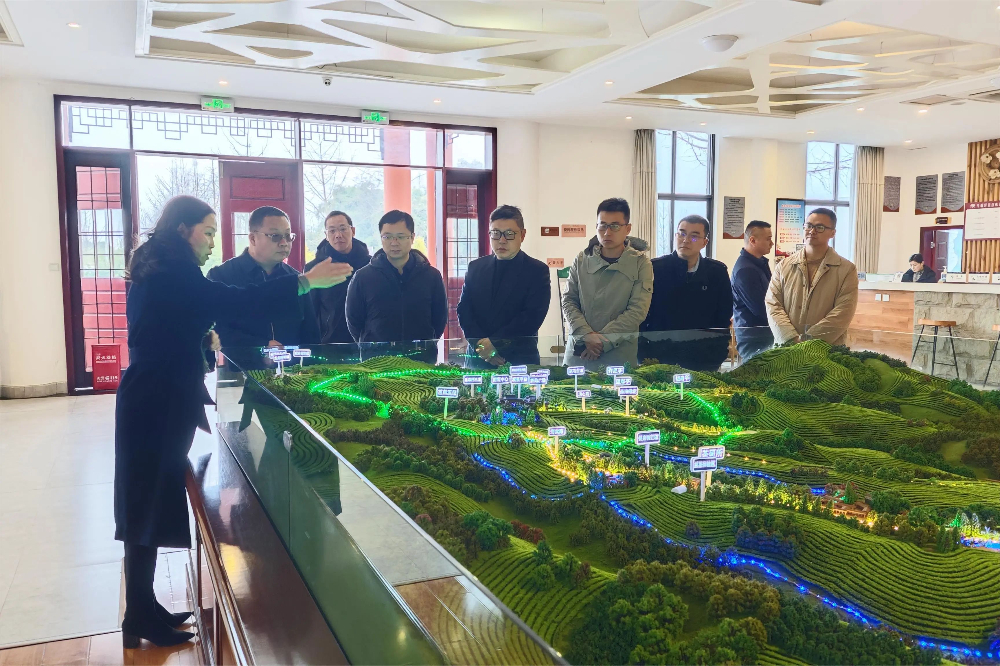 四川新利体育集团与浙江新利体育集团座谈交流 - 新利体育