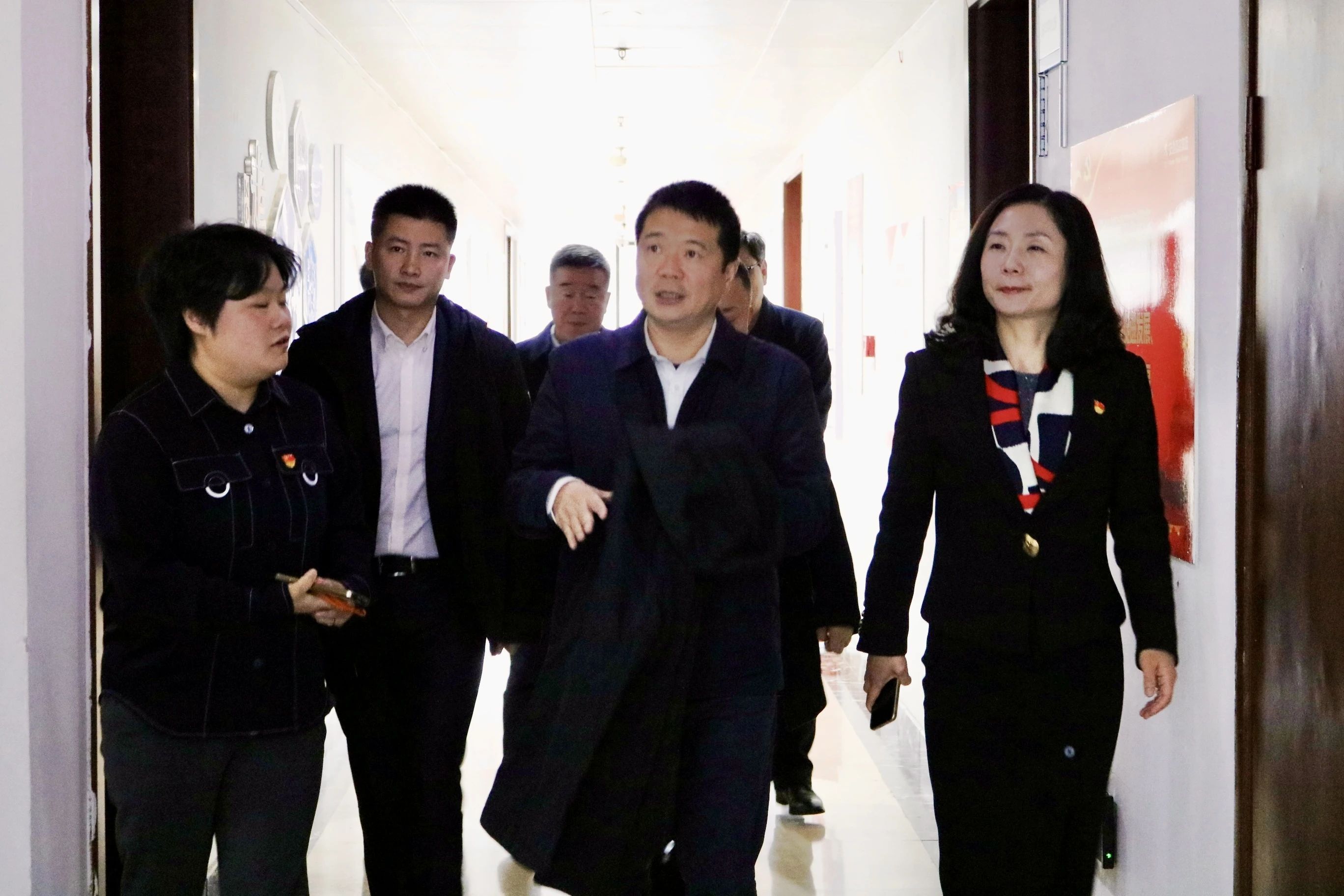省新利体育集团党委书记、董事长游勇赴四川国旅宣讲省委十二届四次全会精神并调研谋划生长事情