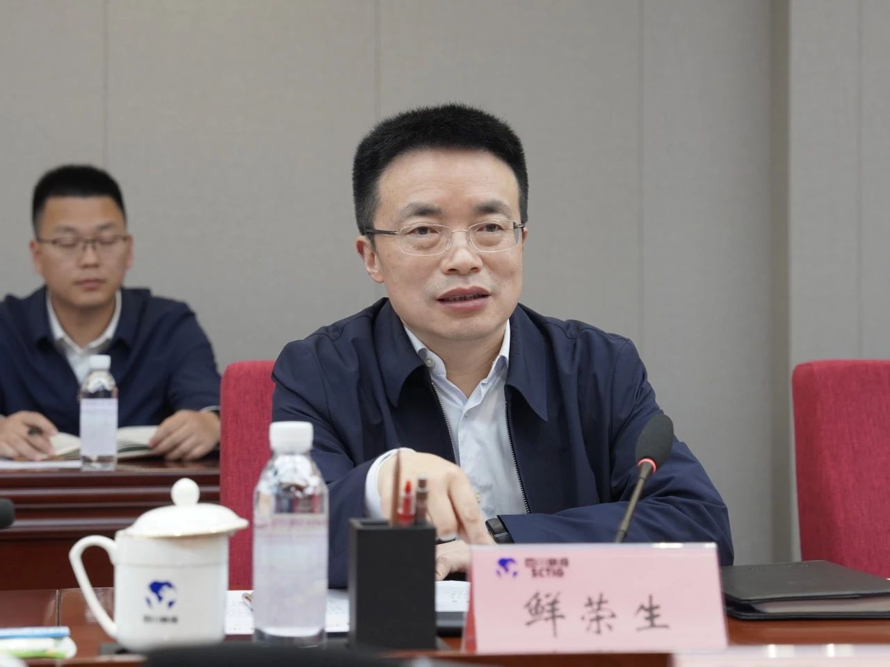 省新利体育集团与巴中市举行座谈交流会 - 新利体育