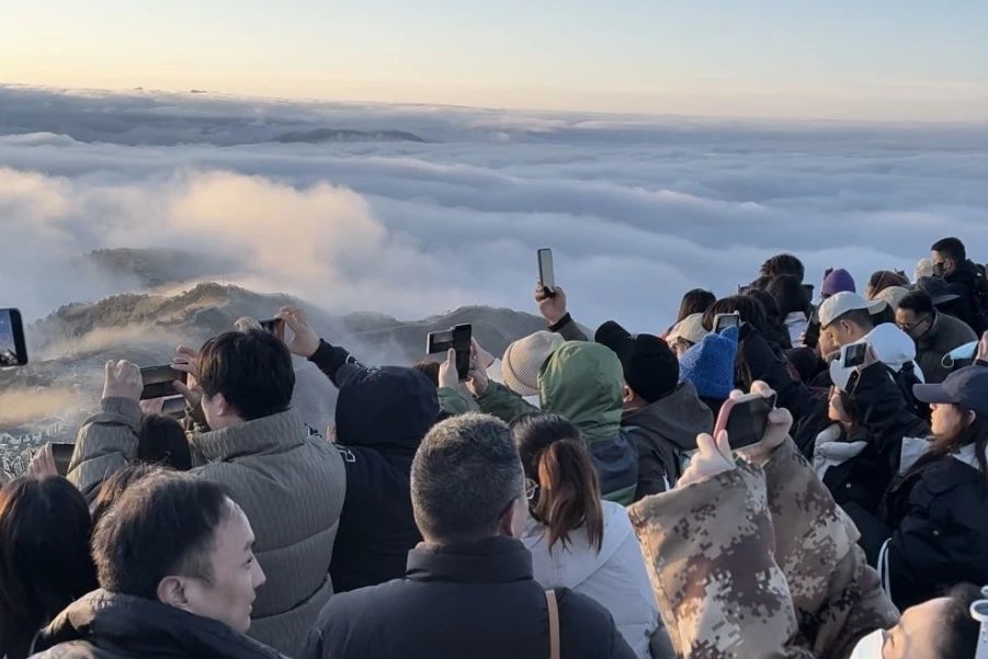 优美旅游 逍遥生涯｜省新利体育集团“五一”假期运营立异高 - 新利体育