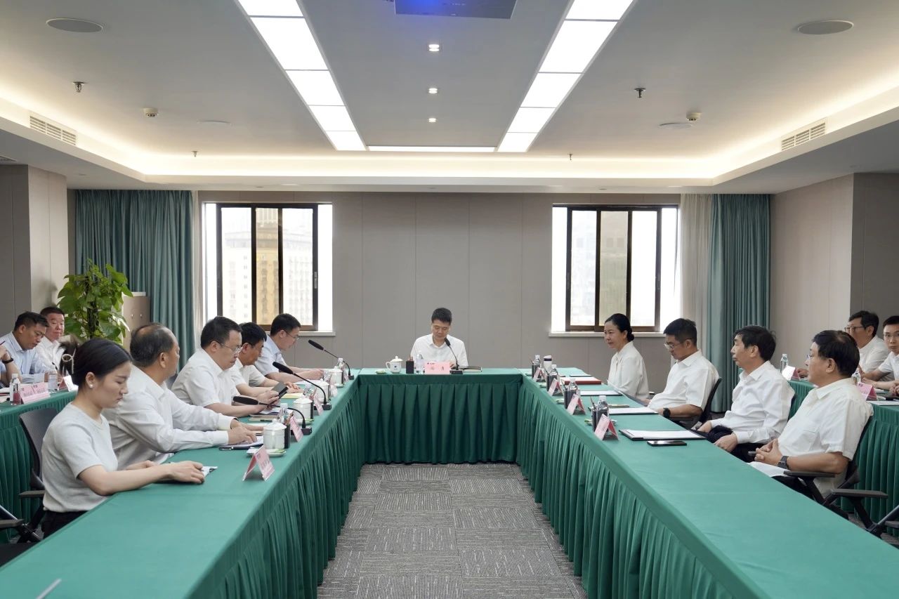 省新利体育集团新任外部董事到岗履职 - 新利体育