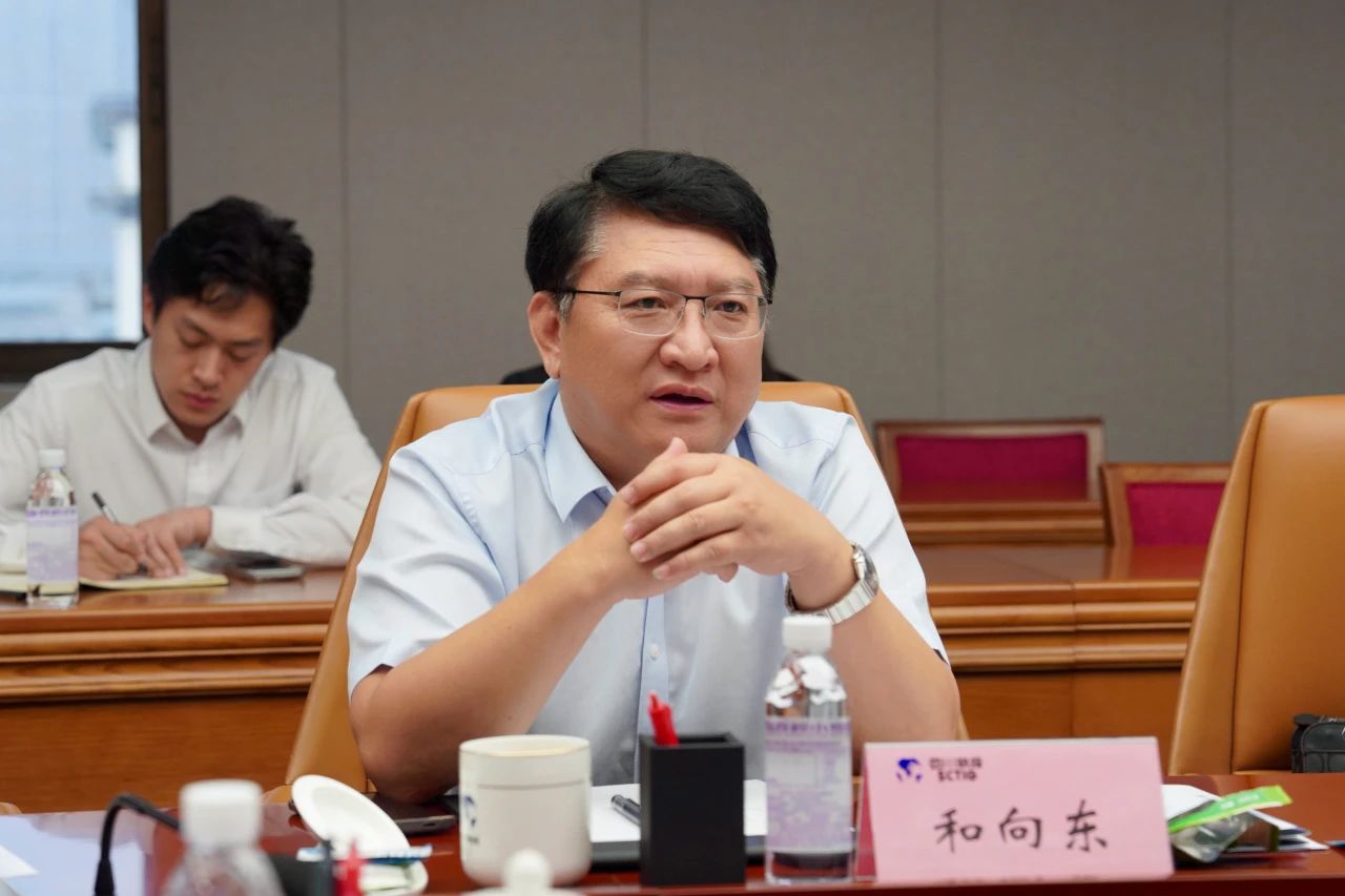 省新利体育集团与中国广电云南公司举行座谈交流会 - 新利体育