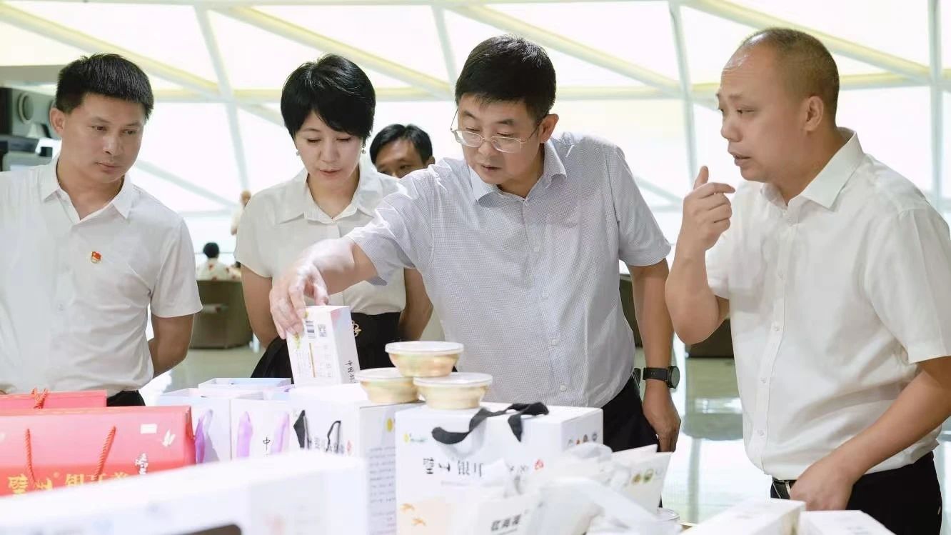 党建引领 县企共兴——省新利体育集团奋力打造托底性帮扶“通江实践”样板 - 新利体育