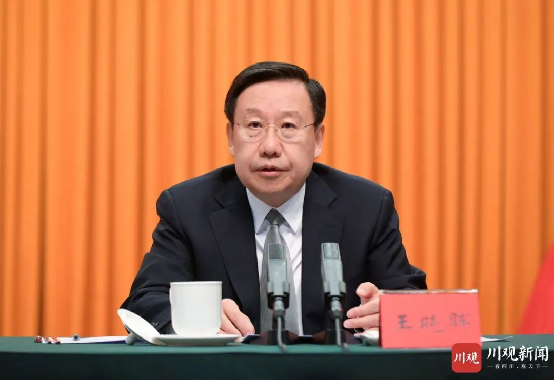 王晓晖在省纪委十二届四次全会上强调：坚持用刷新精神和严的标准管党治党，，，坚定不移把党风廉政建设和反糜烂斗争向纵深推进 - 新利体育