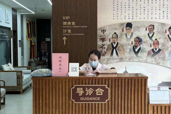 省新利体育集团宽大团员青年扎基础职岗位为集团高质量生长孝顺青春实力 - 新利体育